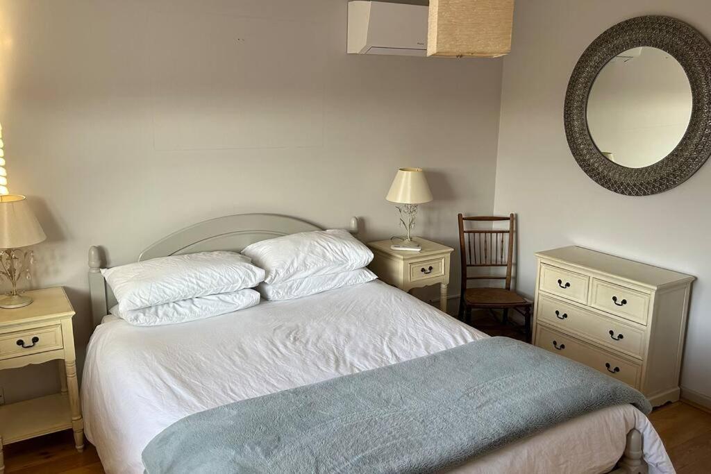 Cosy 2 Bed, Home From Home Haddenham  Exterior photo